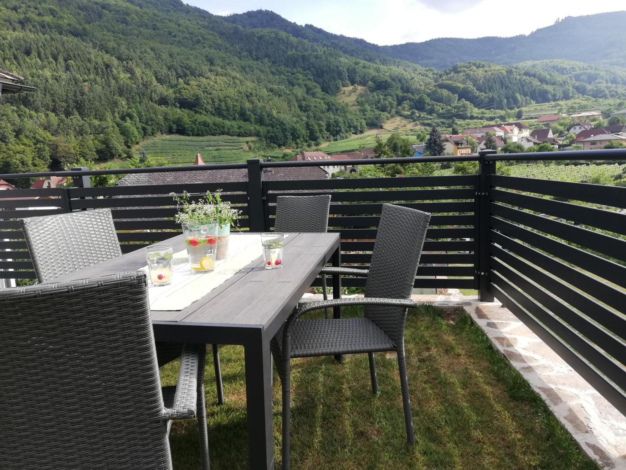 Ferienhaus Johanna Spitz an der Donau Екстериор снимка